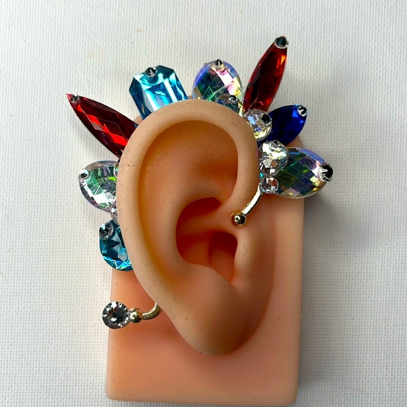 Red white and blue rhinestone ear cuff - Picture 1 of 3